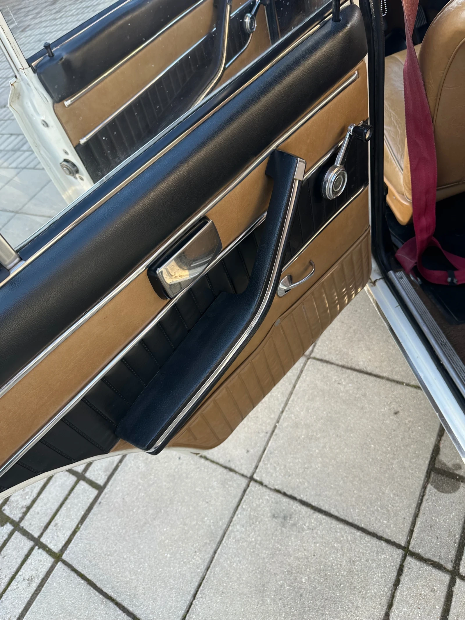 Lada 2103 1500, снимка 10 - Автомобили и джипове - 54314523