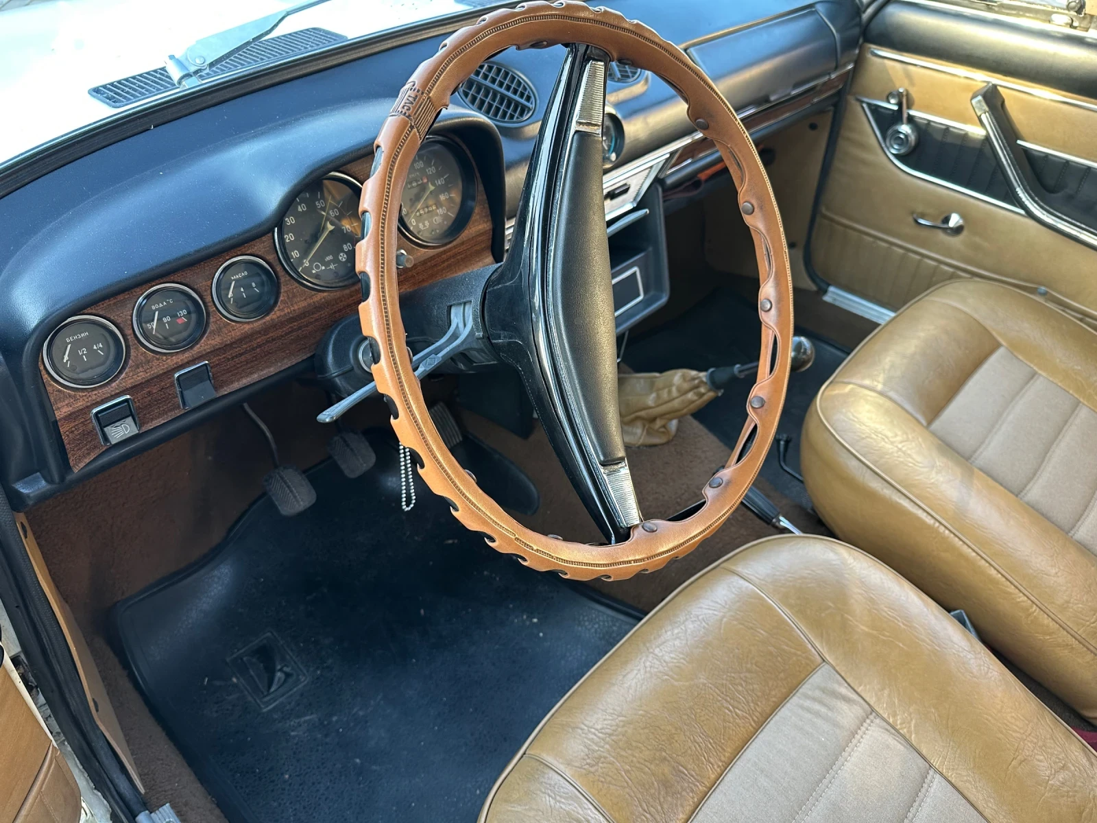 Lada 2103 1500, снимка 14 - Автомобили и джипове - 54314523