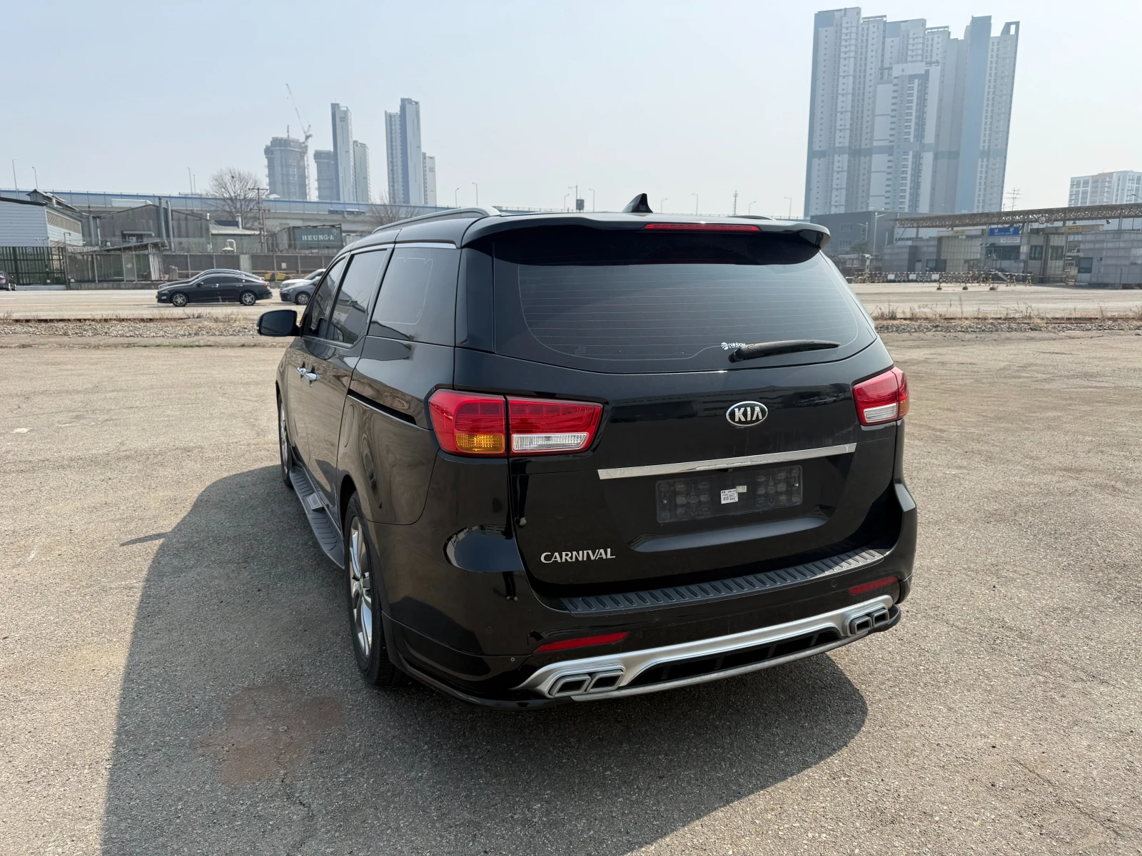 Kia Carnival 2.2 CRDI - ОЧАКВАН ВНОС! ТОП СЪСТОЯНИЕ!, снимка 6 - Автомобили и джипове - 54338628