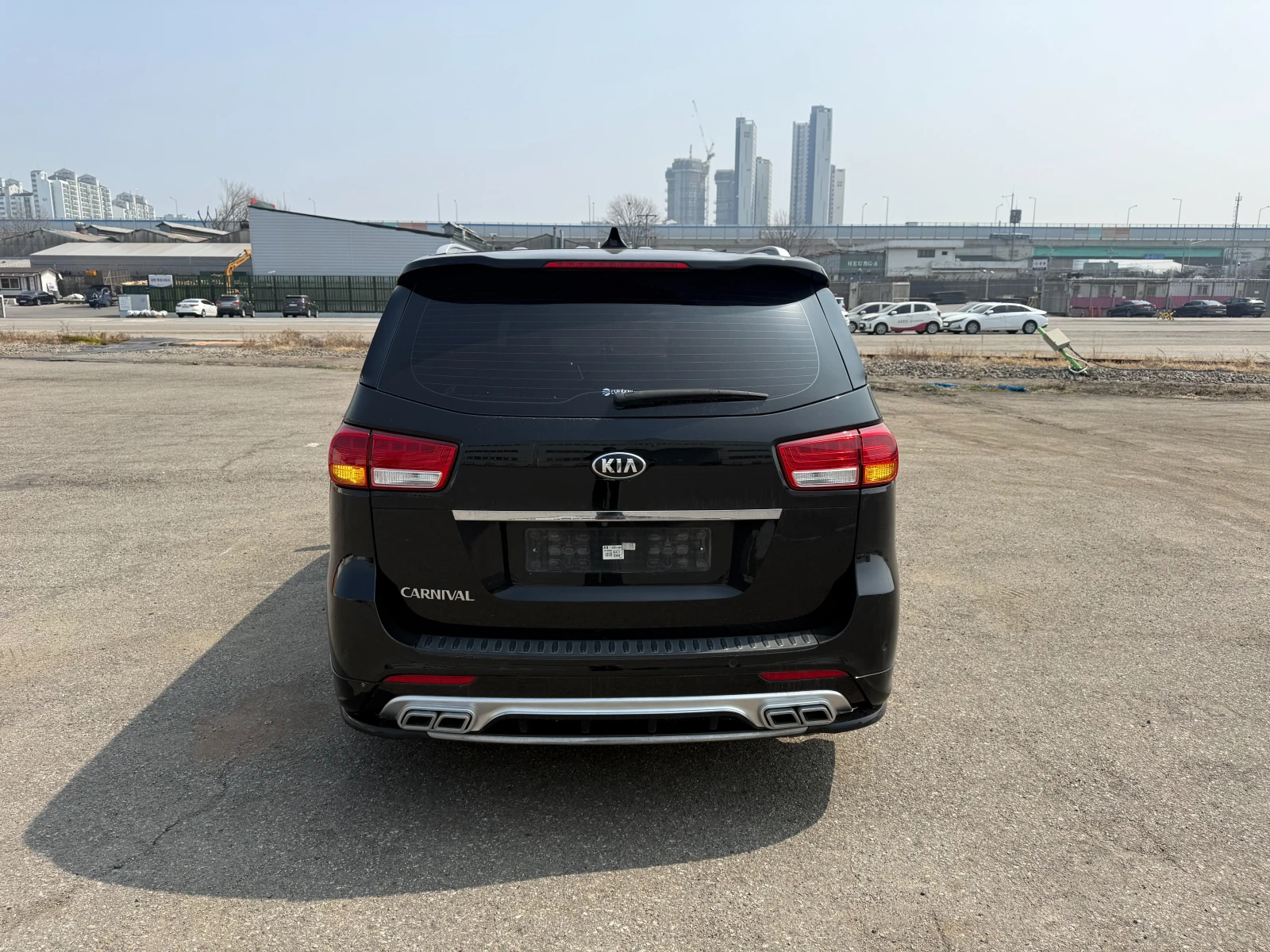 Kia Carnival 2.2 CRDI - ОЧАКВАН ВНОС! ТОП СЪСТОЯНИЕ!, снимка 5 - Автомобили и джипове - 54338628