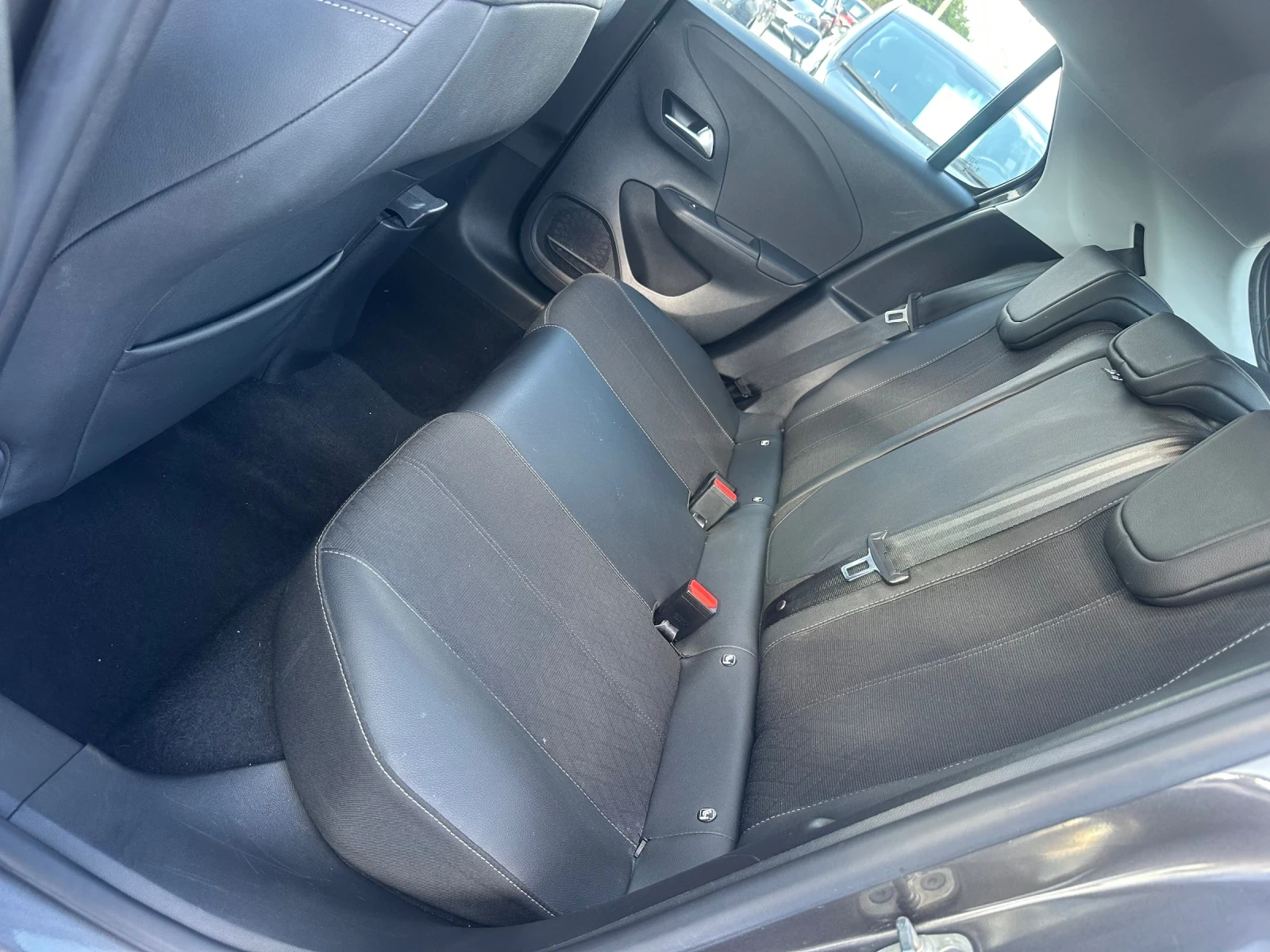 Opel Corsa 2021/02M 1.2i Turbo 88000km* FULL LED* NAVI* KTEO, снимка 12 - Автомобили и джипове - 54581883