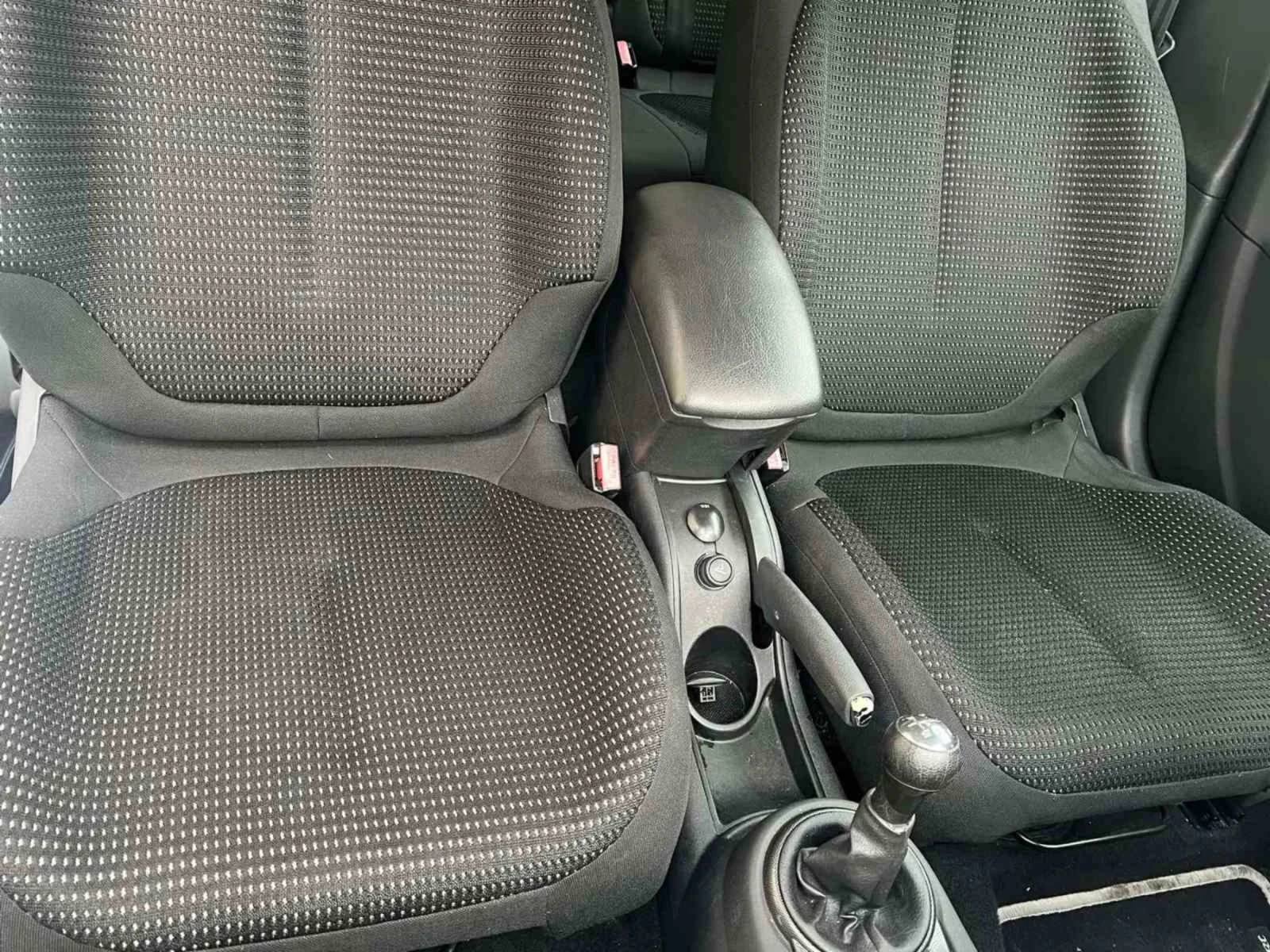 Citroen C4 1.6 HDI Top Германия , снимка 9 - Автомобили и джипове - 54592310