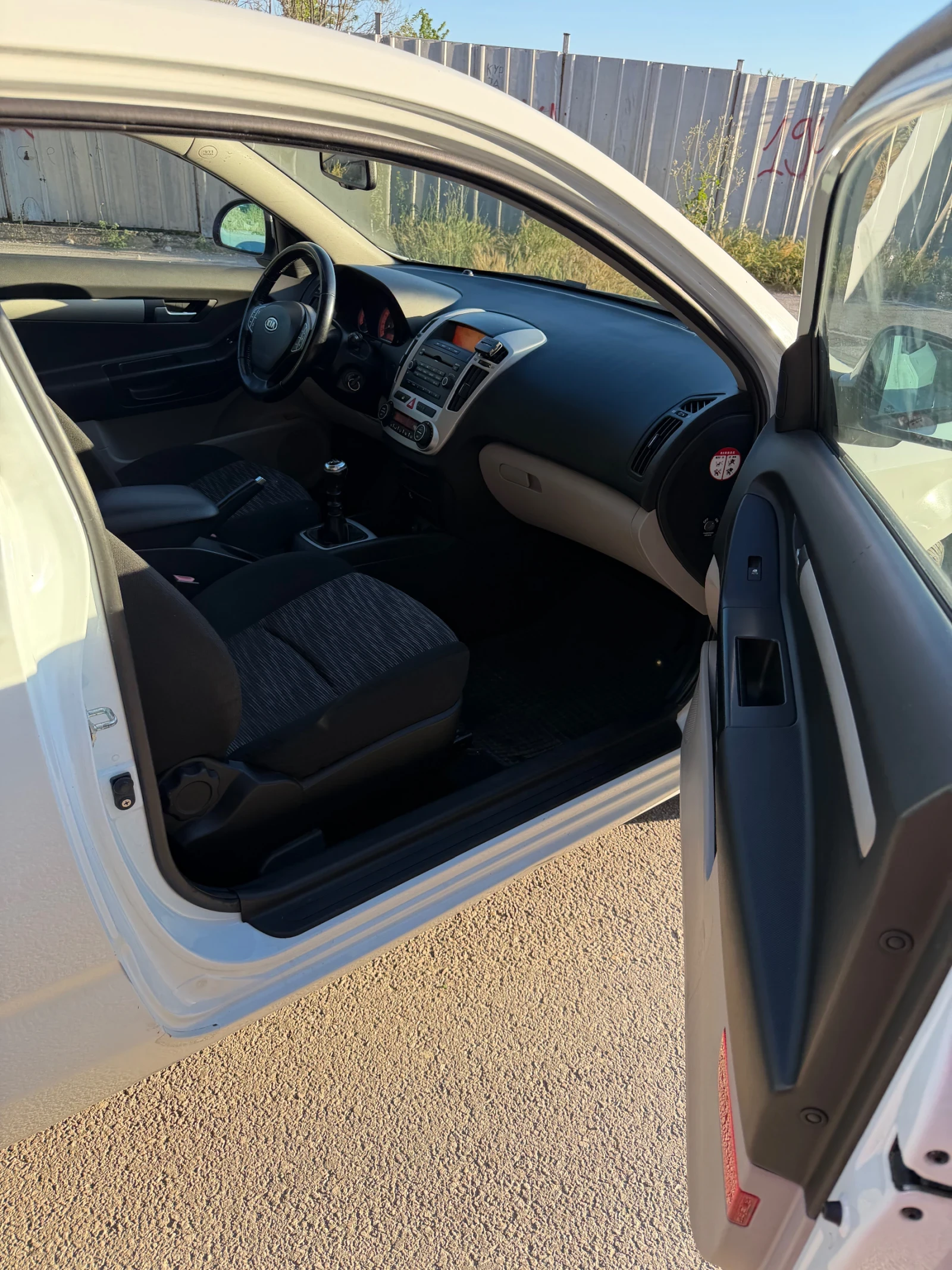 Kia Pro ceed, снимка 14 - Автомобили и джипове - 54716173