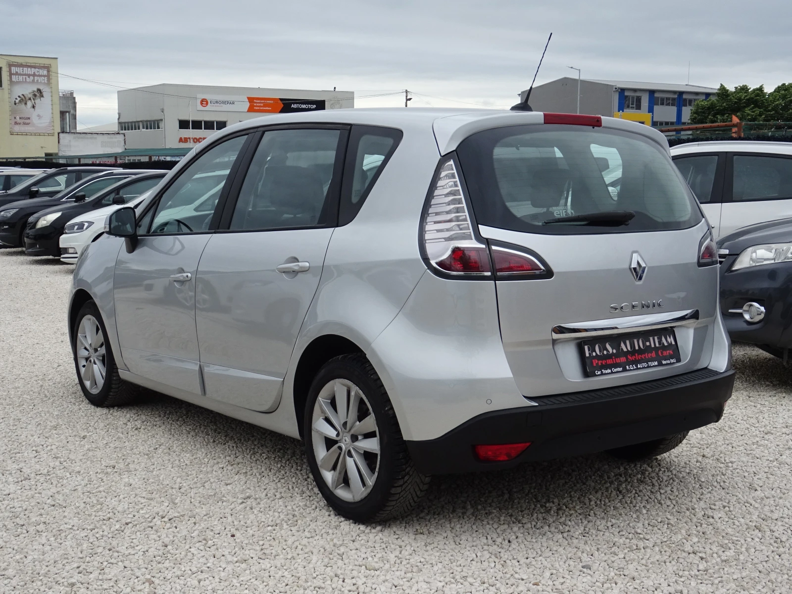 Renault Scenic 1.6 X-Mode Wave, снимка 3 - Автомобили и джипове - 54883474