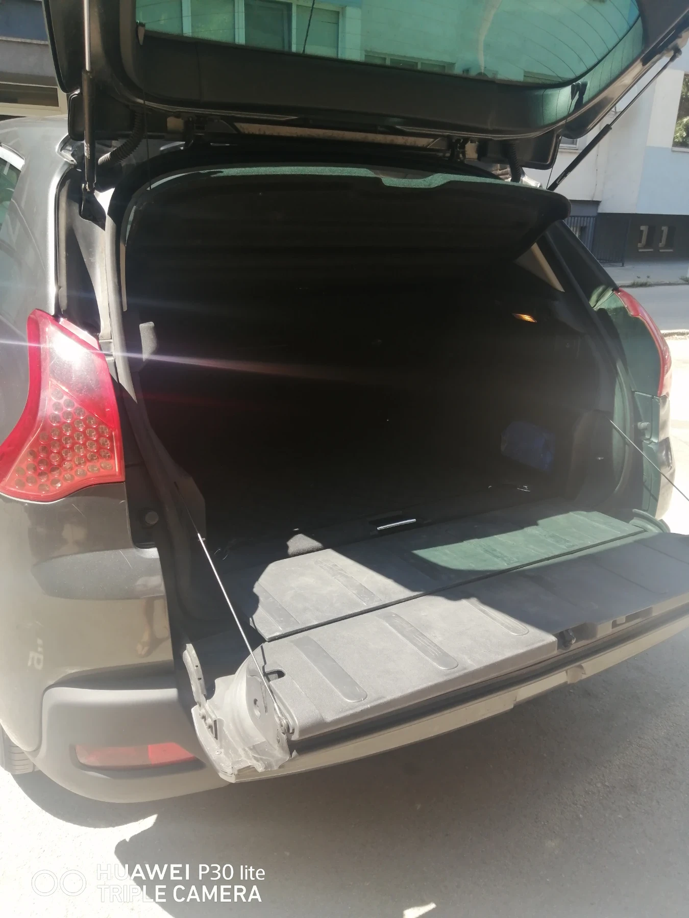 Peugeot 3008 1.6hdi, снимка 10 - Автомобили и джипове - 55241787