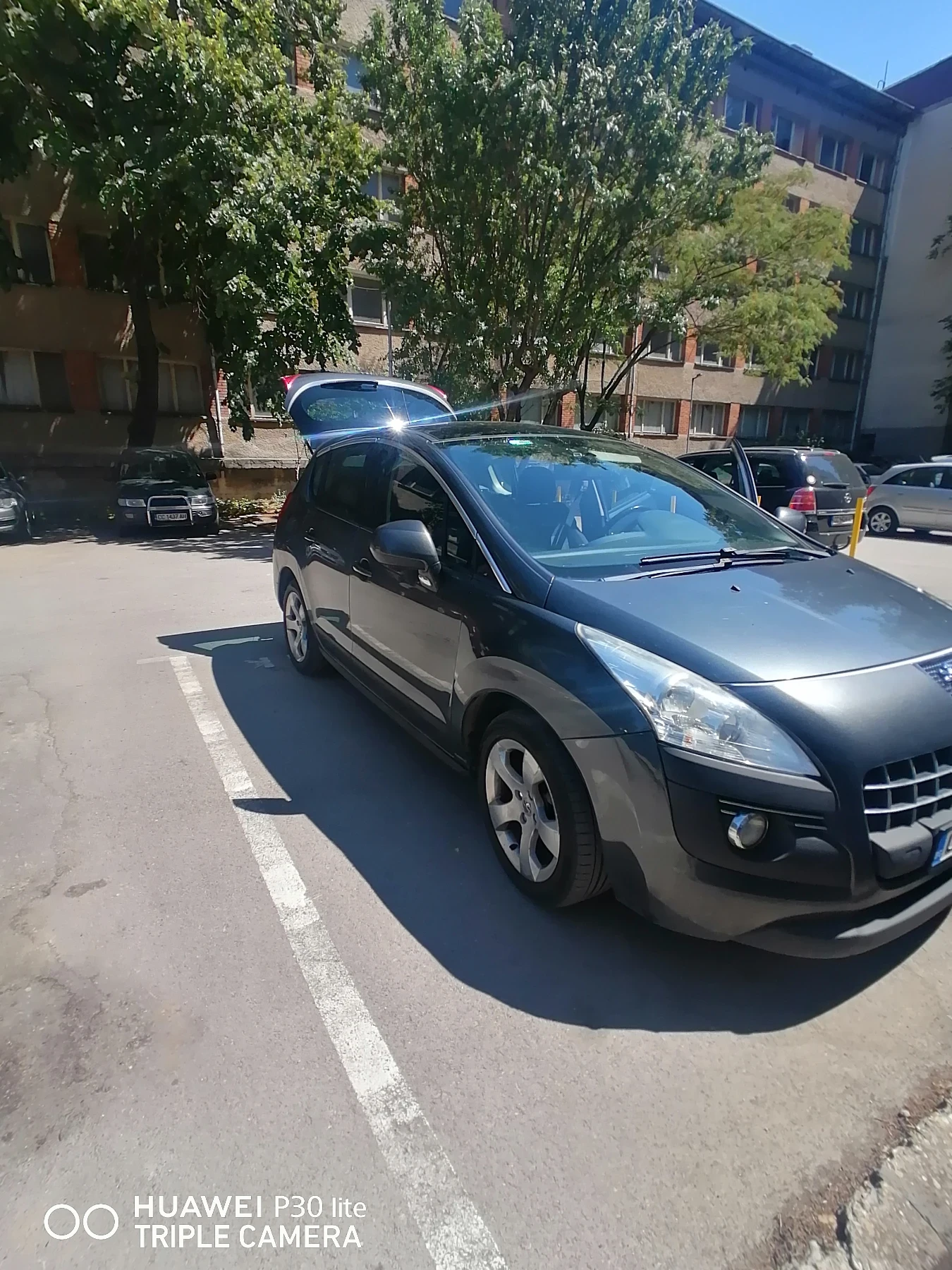 Peugeot 3008 1.6hdi, снимка 3 - Автомобили и джипове - 55241787