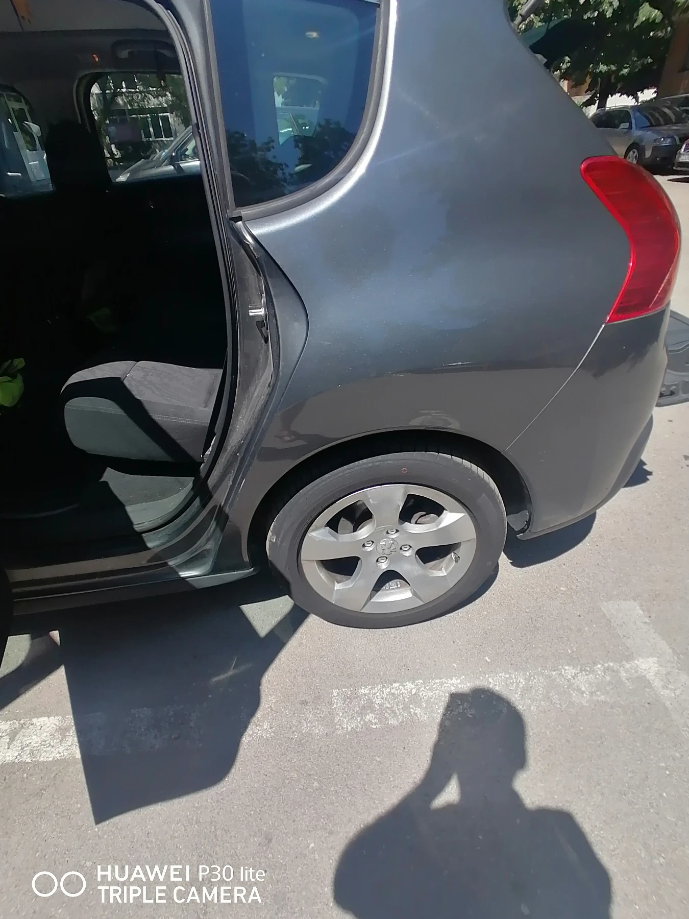Peugeot 3008 1.6hdi, снимка 6 - Автомобили и джипове - 55241787