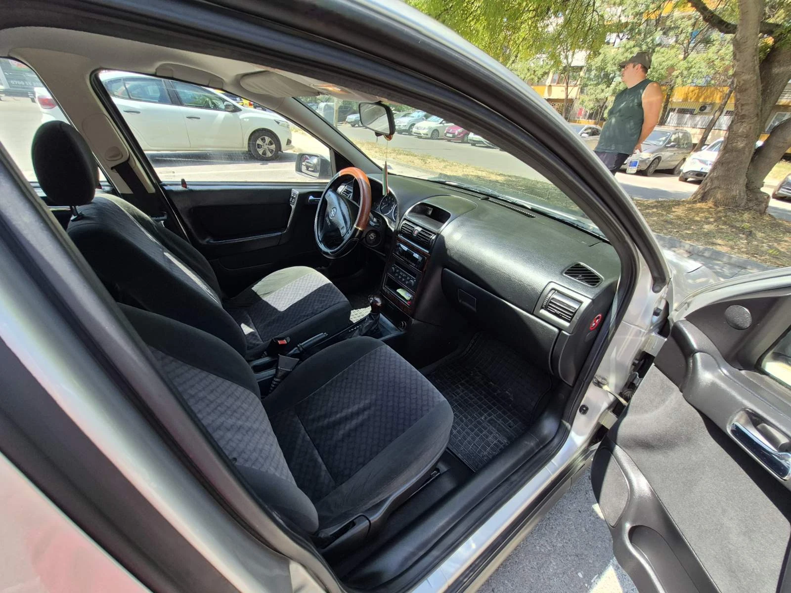 Opel Astra, снимка 10 - Автомобили и джипове - 55642351