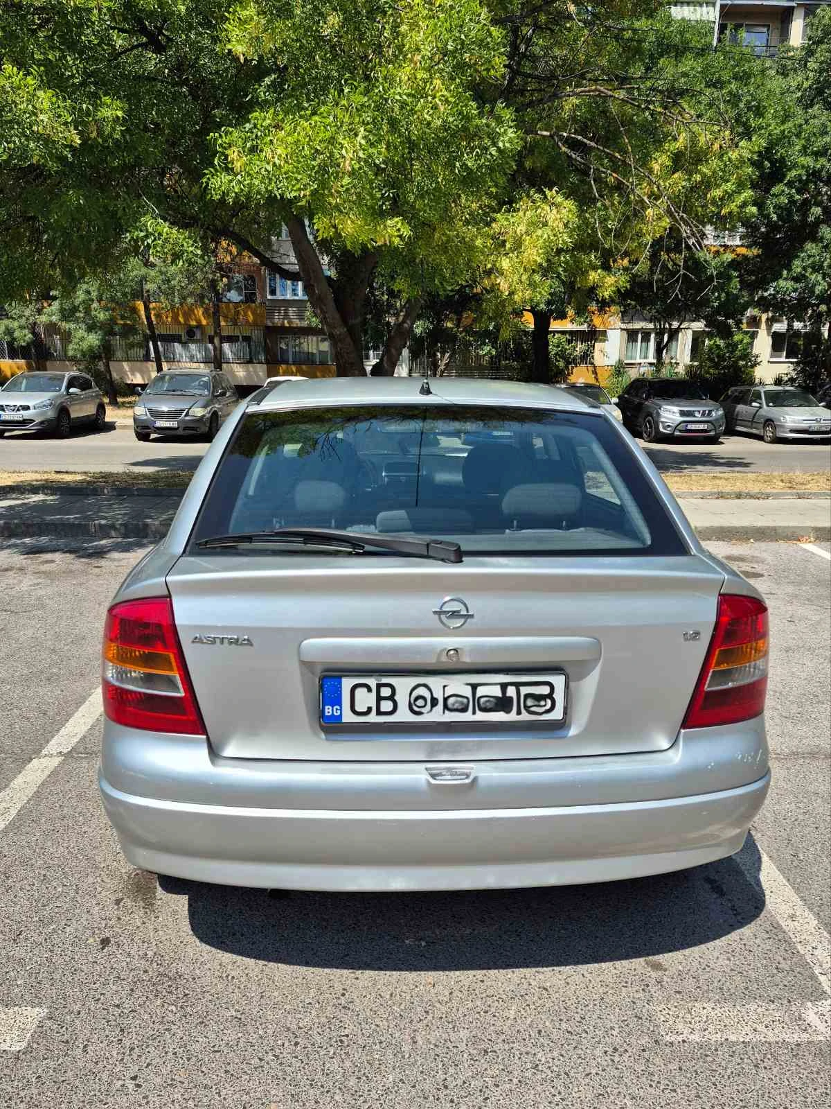 Opel Astra, снимка 11 - Автомобили и джипове - 55642351