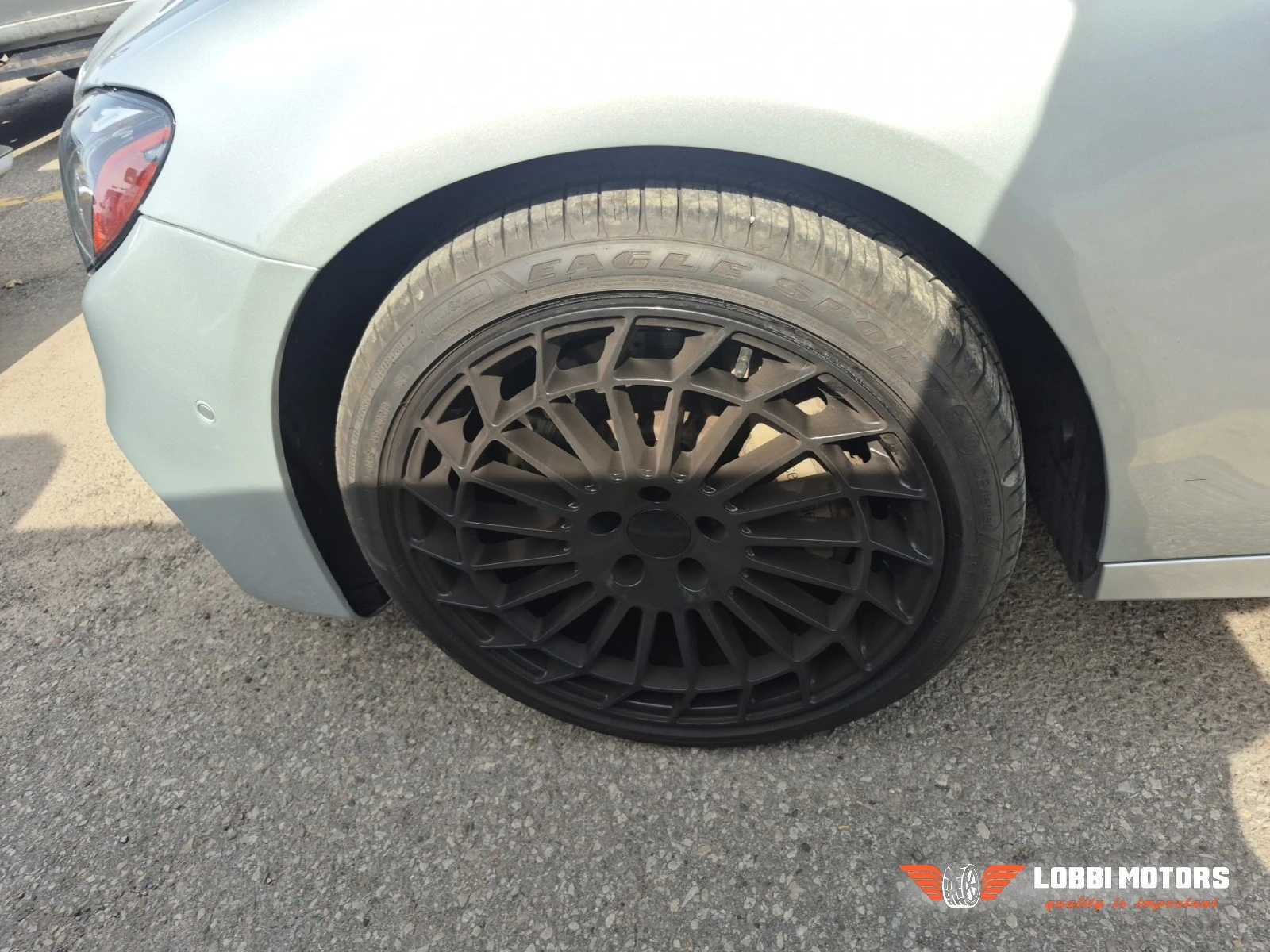Mercedes-Benz E 300, снимка 6 - Автомобили и джипове - 56104076