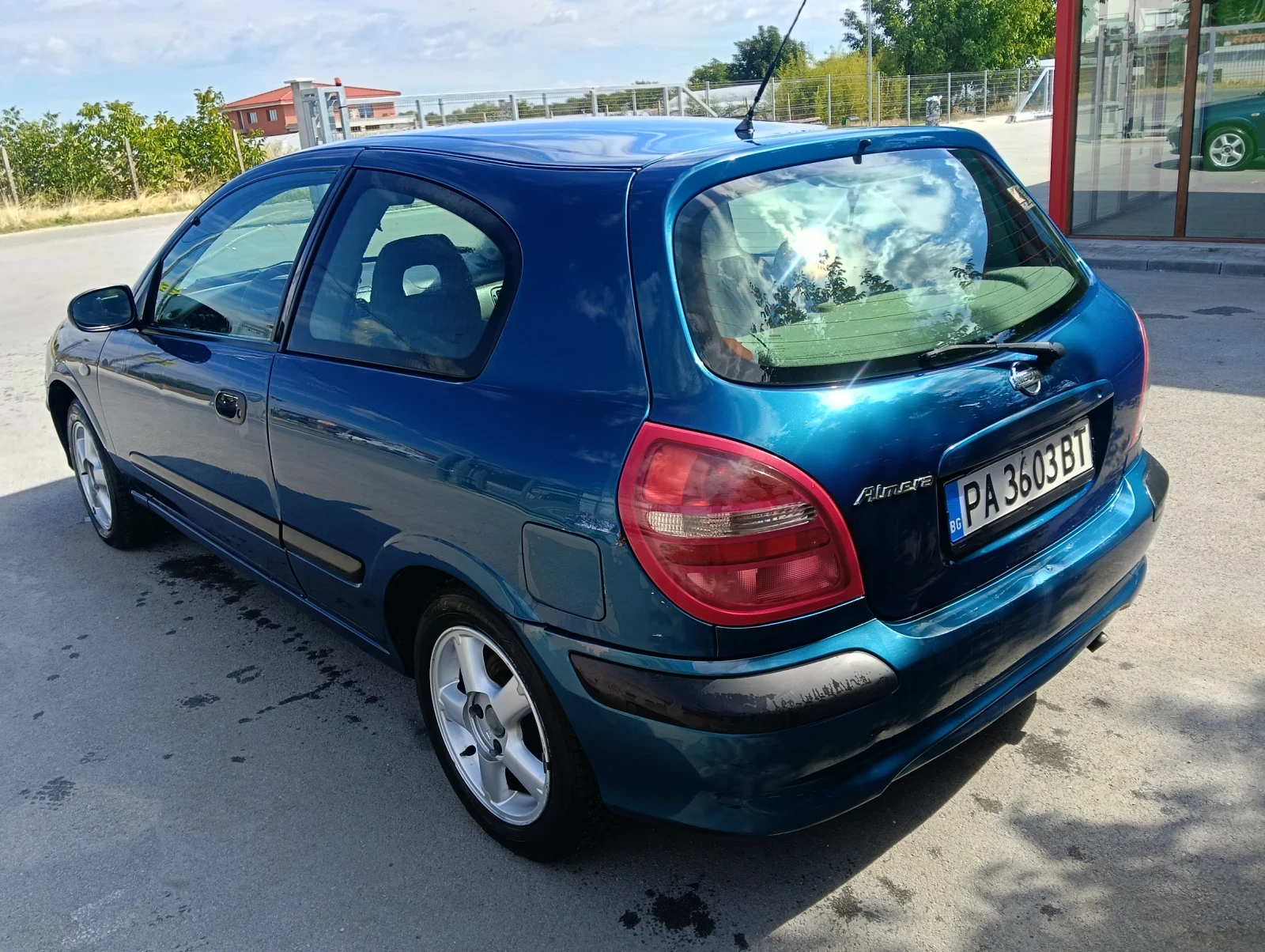 Nissan Almera, снимка 4 - Автомобили и джипове - 56274847