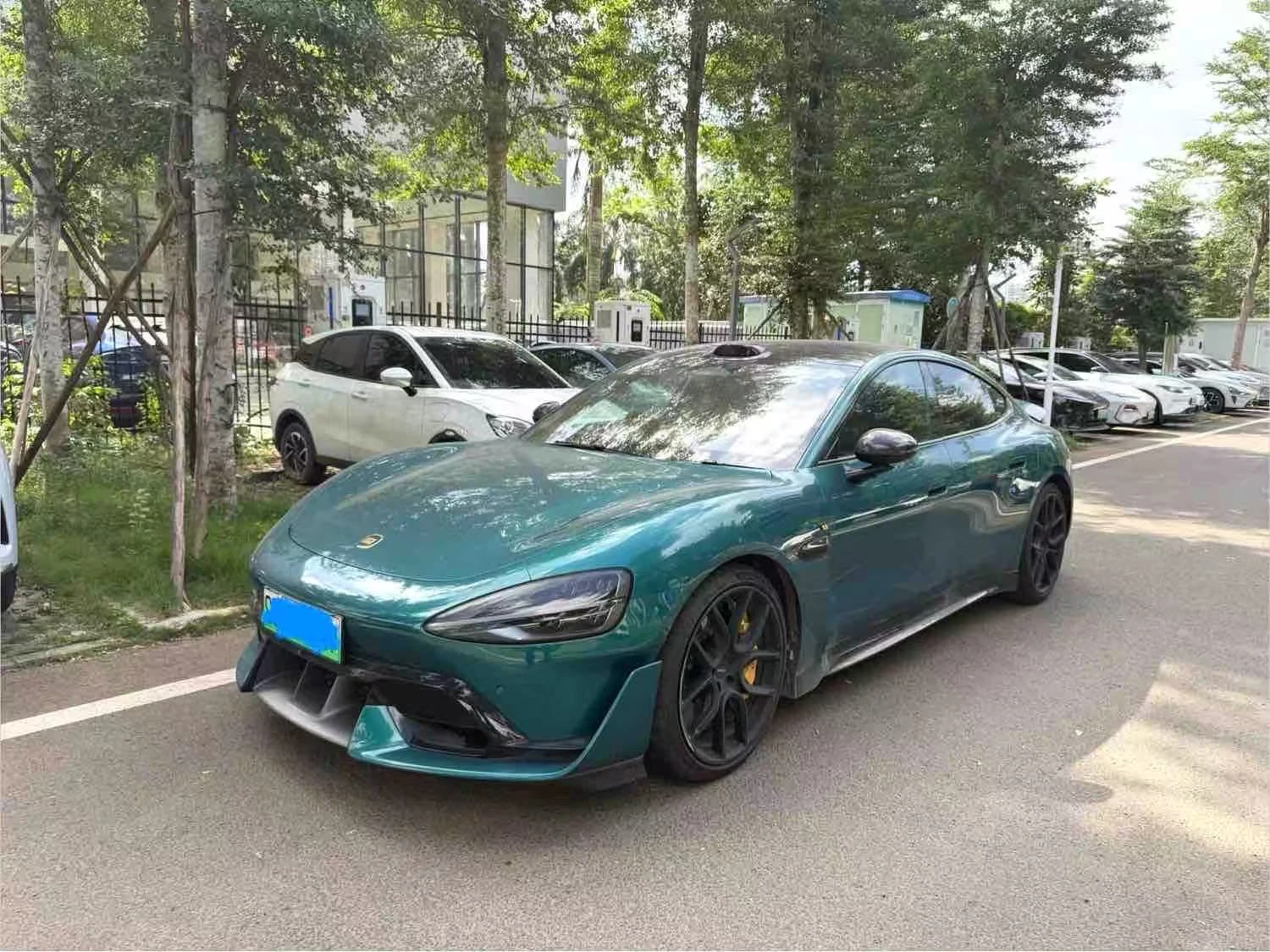Xiaomi SU7  XIAOMI SU7 ULTRA | 1548 �.�. | AWD 4X4 | 93.7 kWh | Mobile.bg � ����������� 1