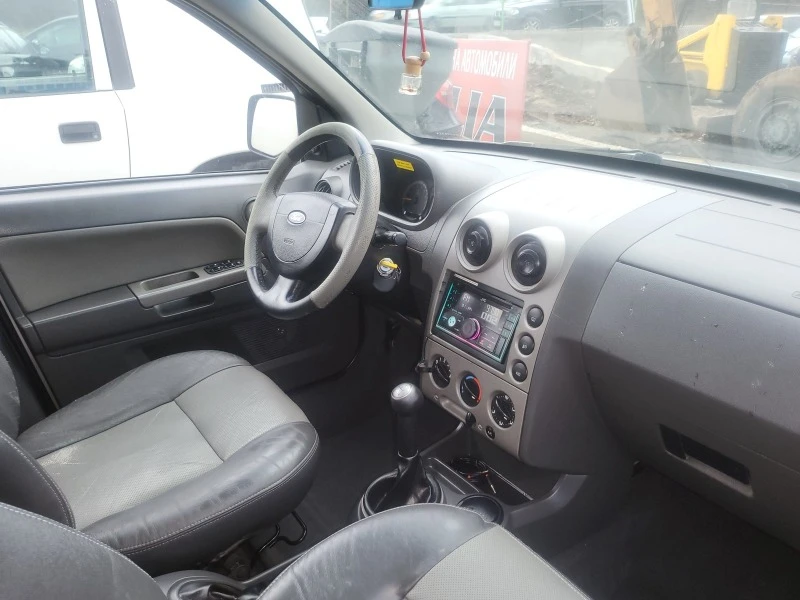 Ford EcoSport 2.0i  4x4, снимка 5 - Автомобили и джипове - 39062596