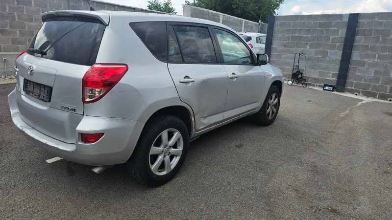 Toyota Rav4 2.2d -136kc-CROSSOVER, снимка 17 - Автомобили и джипове - 47058290