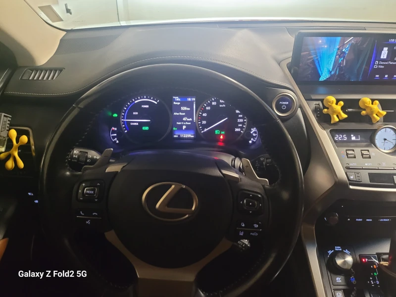 Lexus NX 300h, снимка 7 - Автомобили и джипове - 47601394