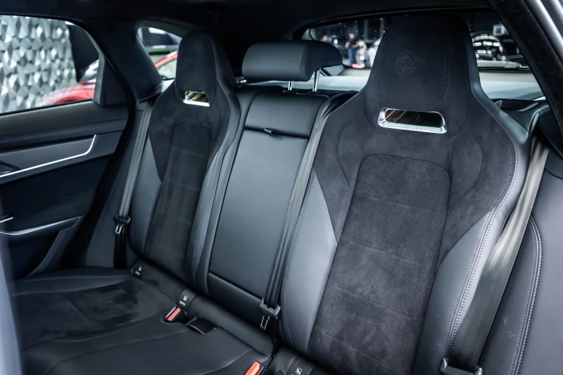 Jaguar F-PACE SVR * Meridian* Pano, снимка 16 - Автомобили и джипове - 50714799