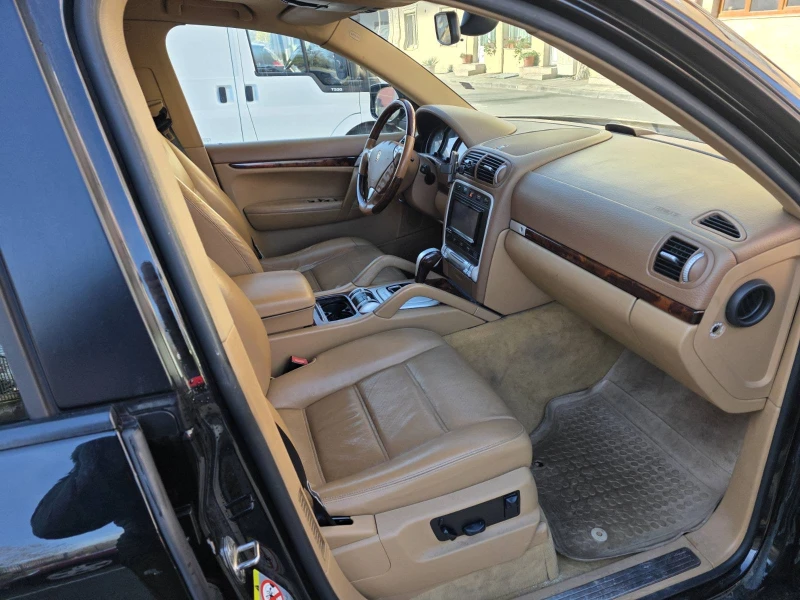 Porsche Cayenne, снимка 7 - Автомобили и джипове - 52656870