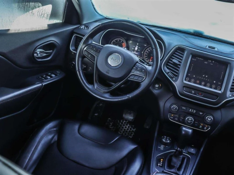 Jeep Cherokee * Trailhawk * CARFAX * ЦЕНА ДО БГ, снимка 9 - Автомобили и джипове - 53341383