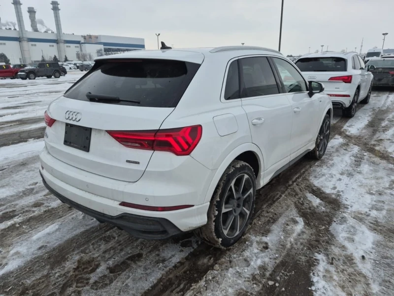 Audi Q3 * PROGRESSIV * CARFAX * ЦЕНА ДО БГ, снимка 3 - Автомобили и джипове - 53469609