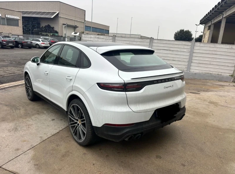 Porsche Cayenne S Coupe* Sport* FULL* Carbon* Вентилация* BOSE* ПА, снимка 2 - Автомобили и джипове - 53477559
