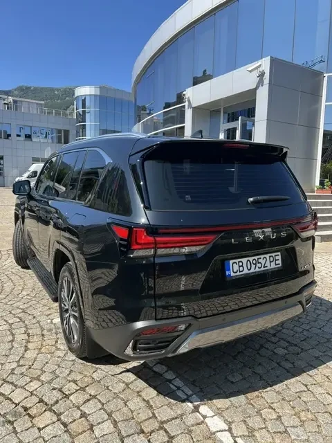 Lexus LX 600, снимка 4 - Автомобили и джипове - 55385827