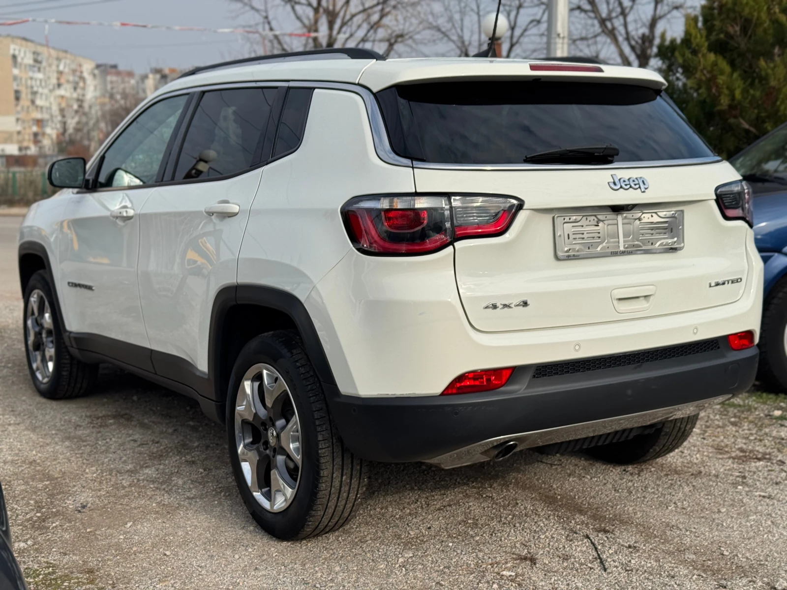 Jeep Compass 2.0M-Jet LIMITED 4x4 - изображение 5