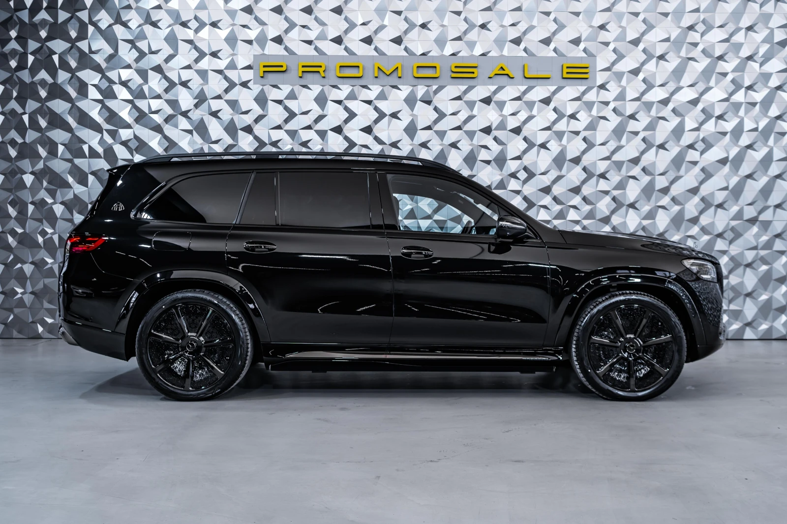 Mercedes-Benz GLS 600 Maybach Night Edition - изображение 6