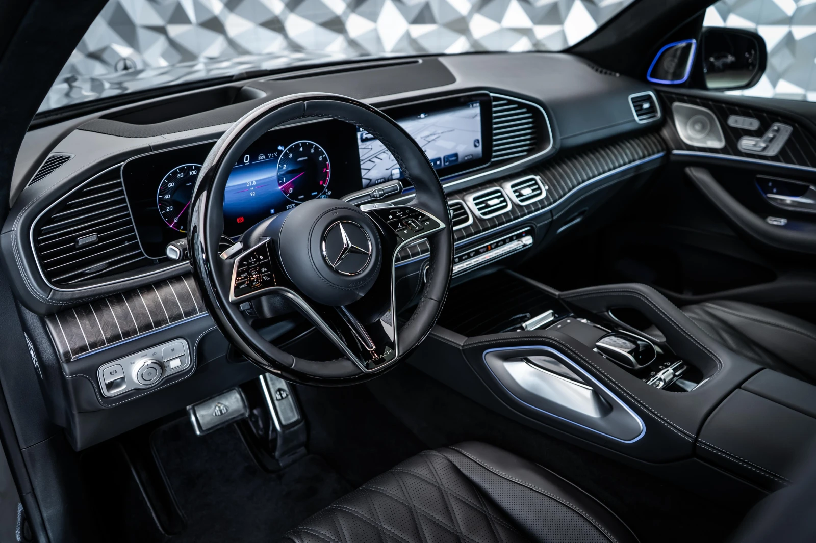 Mercedes-Benz GLS 600 Maybach Night Edition - изображение 8