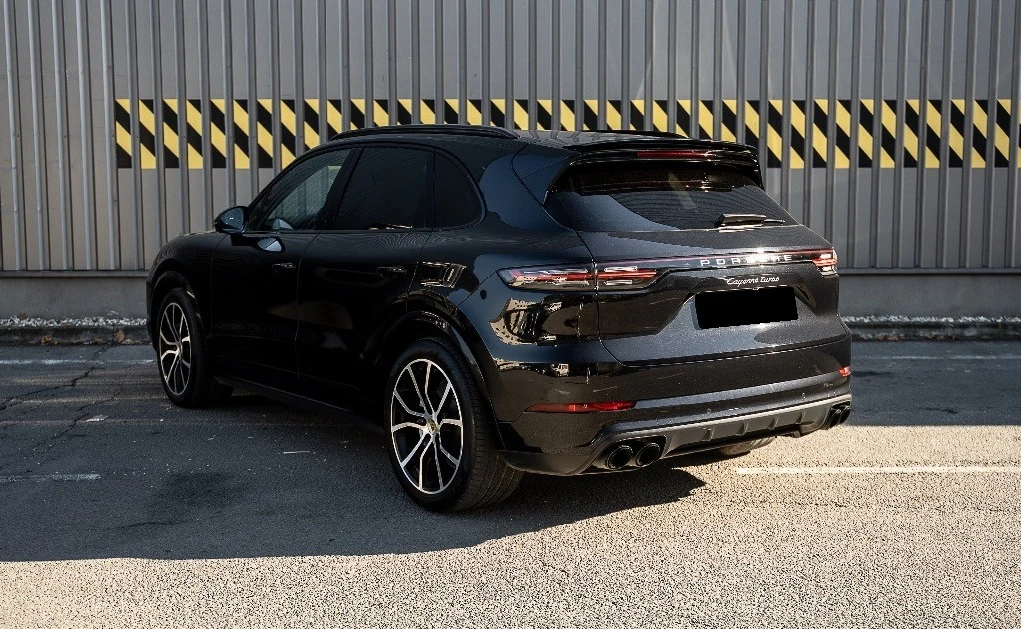 Porsche Cayenne Turbo - изображение 3
