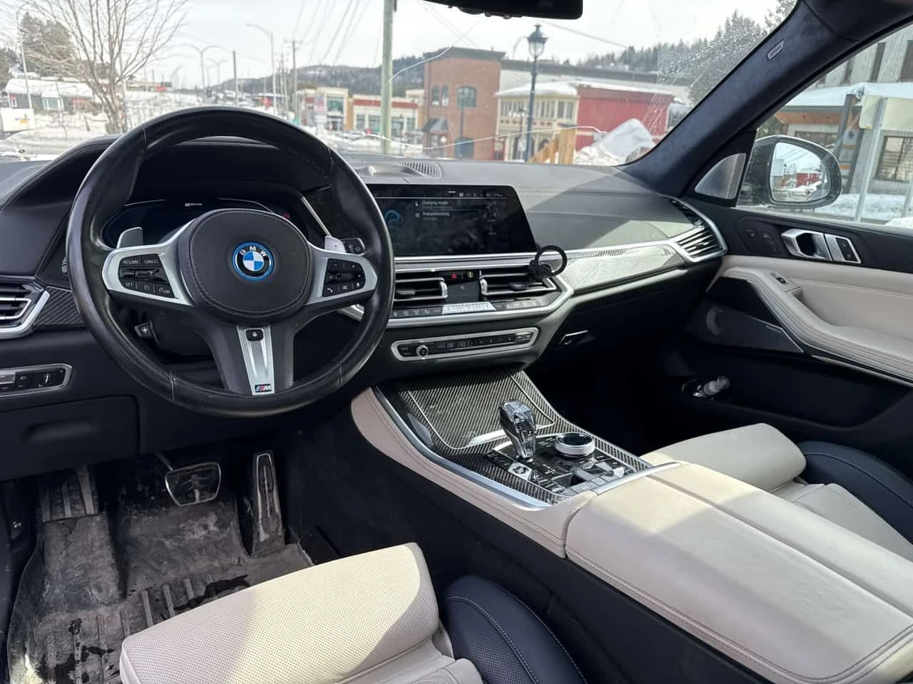 BMW X5 * xDrive45e * CARFAX * LASER * ВЪЗДУШНО * КАРБОН - изображение 10