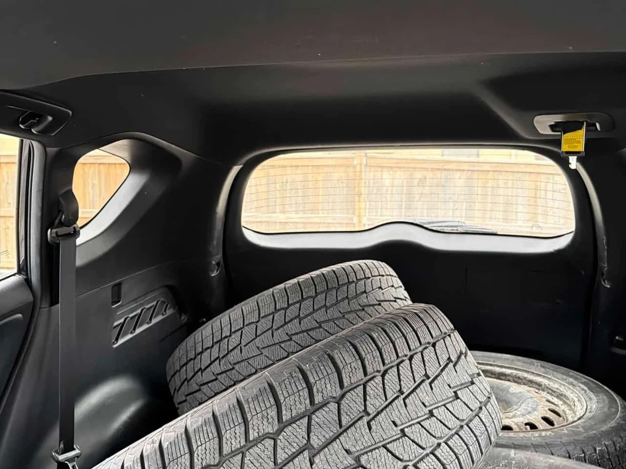 Toyota Rav4 SE/CARFAX/ПОДГРЕВИ/ВТОРИ ГУМИ И ДЖАНТИ, снимка 10 - Автомобили и джипове - 53946965