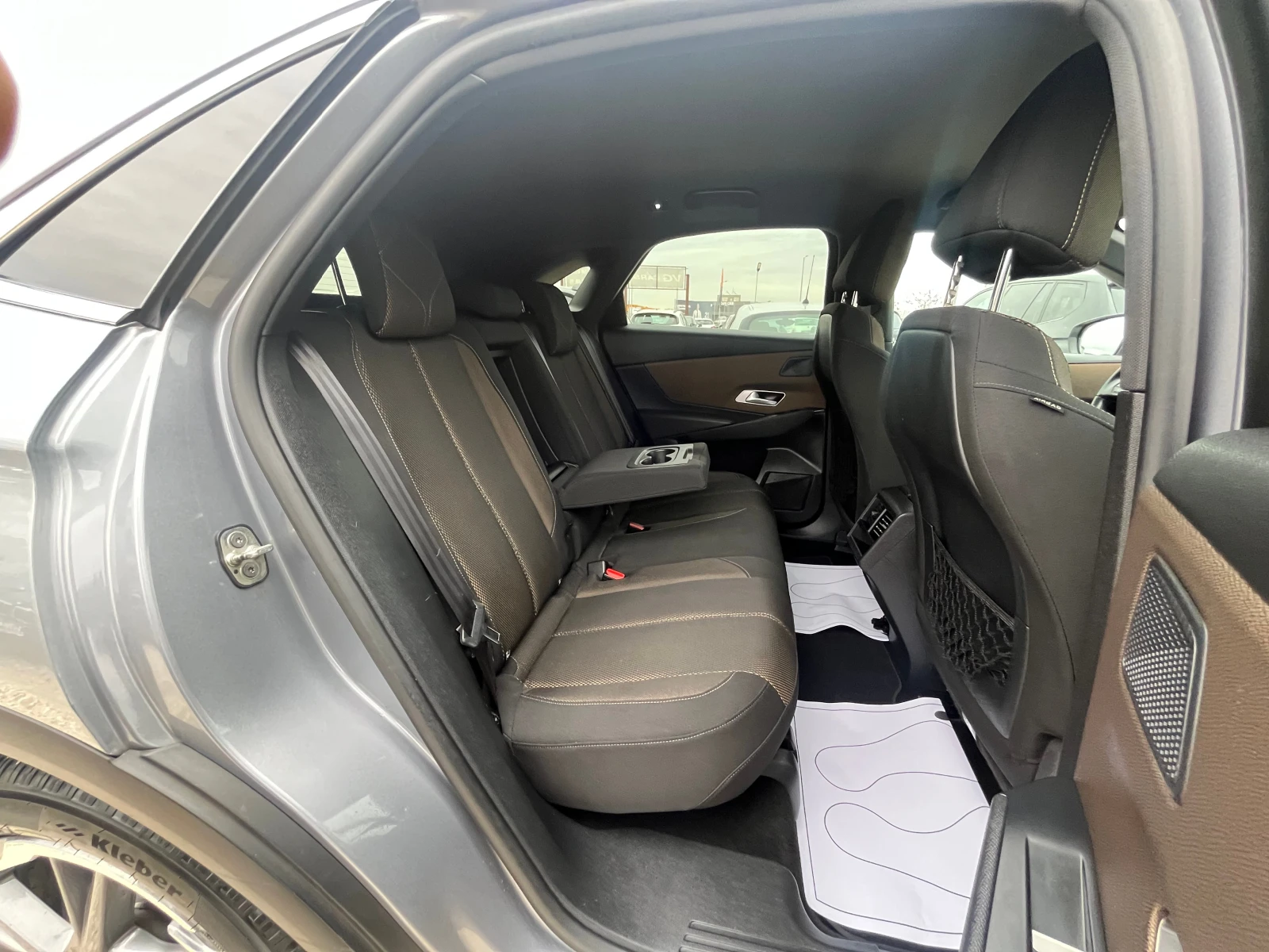 Citroen DS 7 Crossback 1, 5HDI, 131kc., AВТОМАТИК, ЛИЗИНГ, снимка 16 - Автомобили и джипове - 54029930