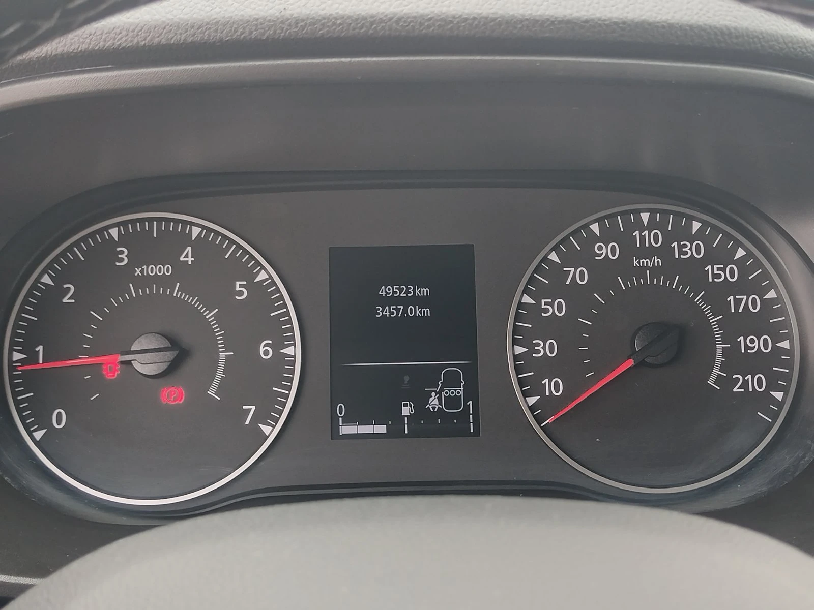 Dacia Duster 1.0Tce/100к.с./ECO-G, снимка 11 - Автомобили и джипове - 54106074