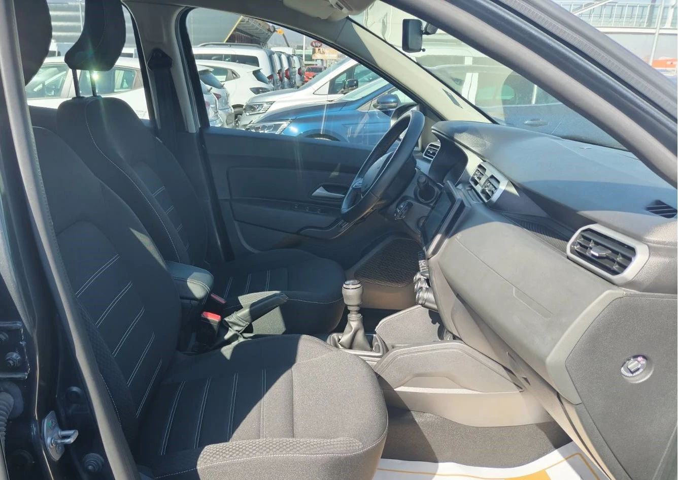 Dacia Duster 1.0Tce/100к.с./ECO-G, снимка 14 - Автомобили и джипове - 54106074