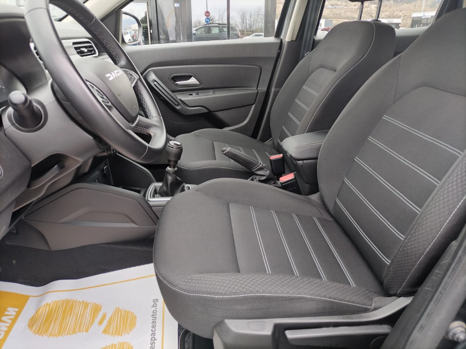 Dacia Duster 1.0Tce/100к.с./ECO-G, снимка 13 - Автомобили и джипове - 54106074