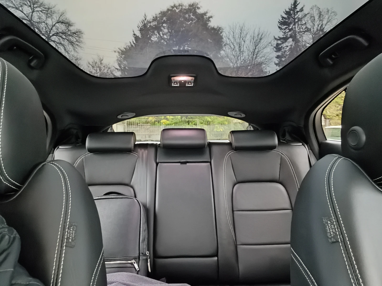 Jaguar I-Pace 90 kWh, снимка 12 - Автомобили и джипове - 54411980