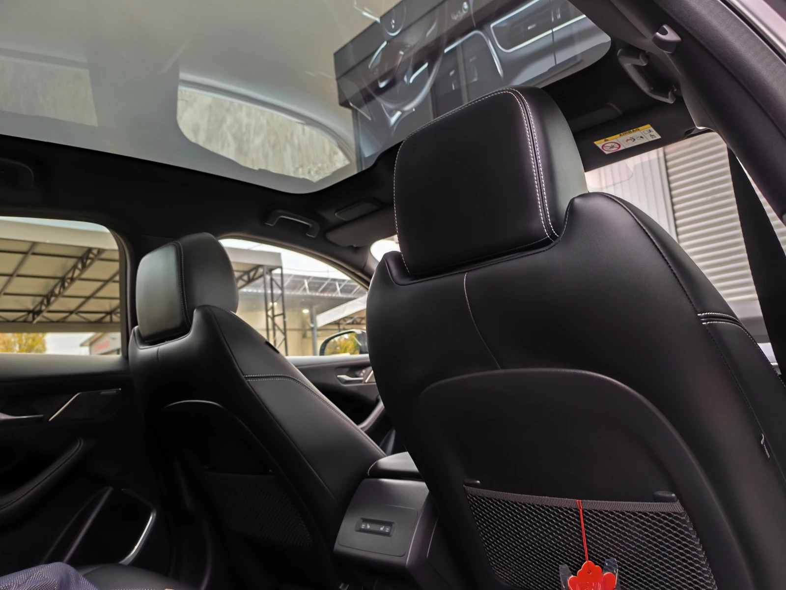 Jaguar I-Pace 90 kWh, снимка 11 - Автомобили и джипове - 54411980