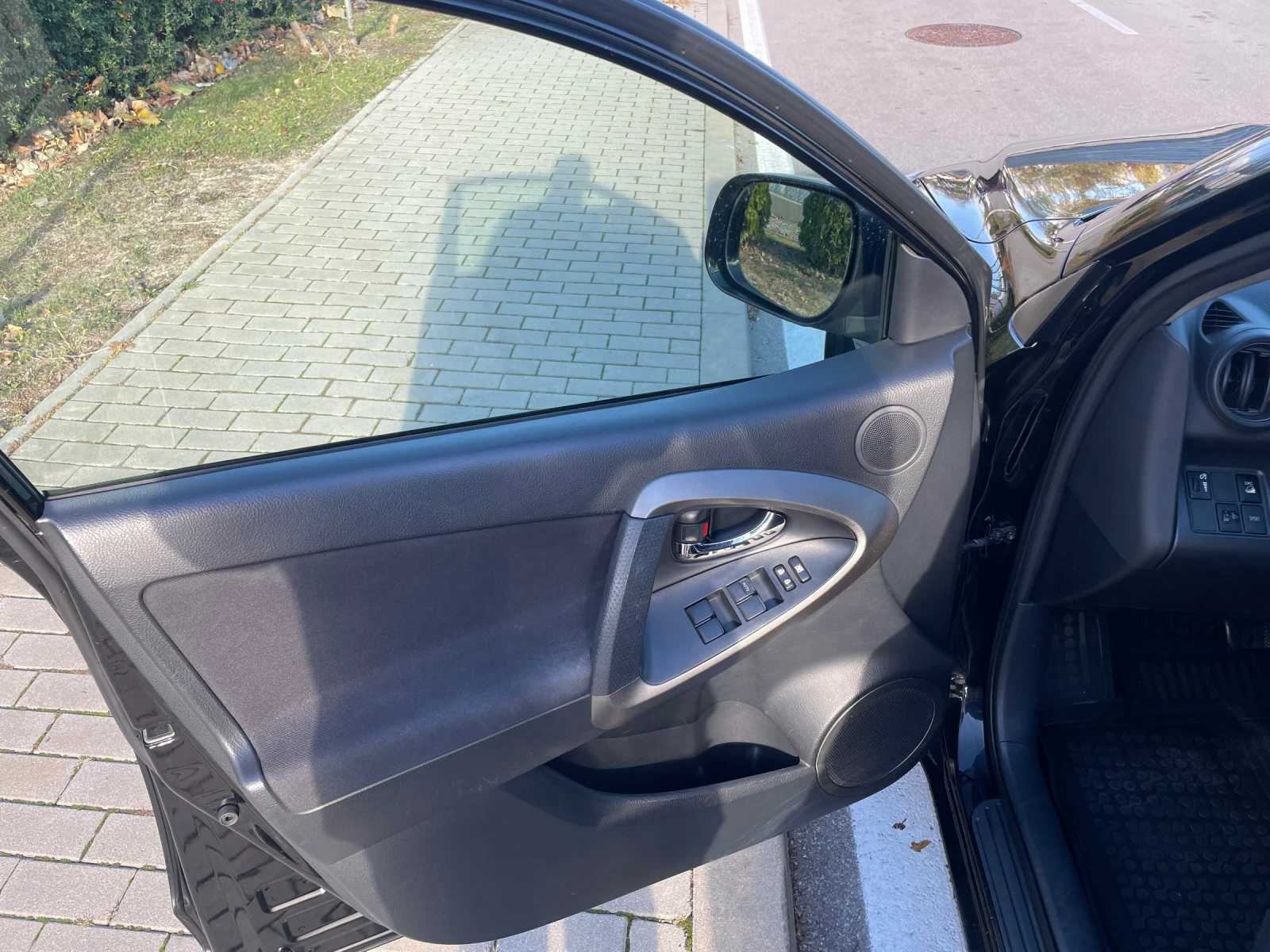 Toyota Rav4, снимка 7 - Автомобили и джипове - 54792578