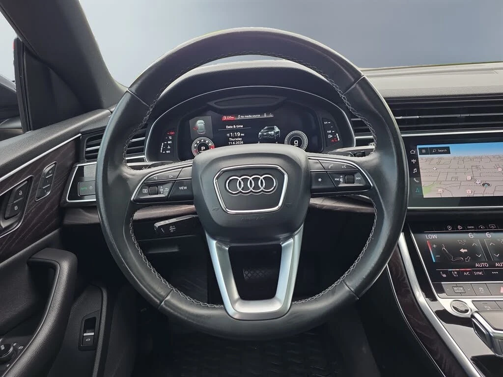 Audi Q8 55TFSI* BLACK OPTIC* ОБДУХВАНЕ* 360 КАМЕРИ* ПАНО, снимка 12 - Автомобили и джипове - 55088477