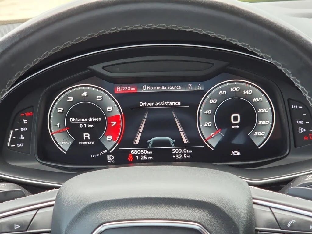 Audi Q8 55TFSI* BLACK OPTIC* ОБДУХВАНЕ* 360 КАМЕРИ* ПАНО, снимка 13 - Автомобили и джипове - 55088477