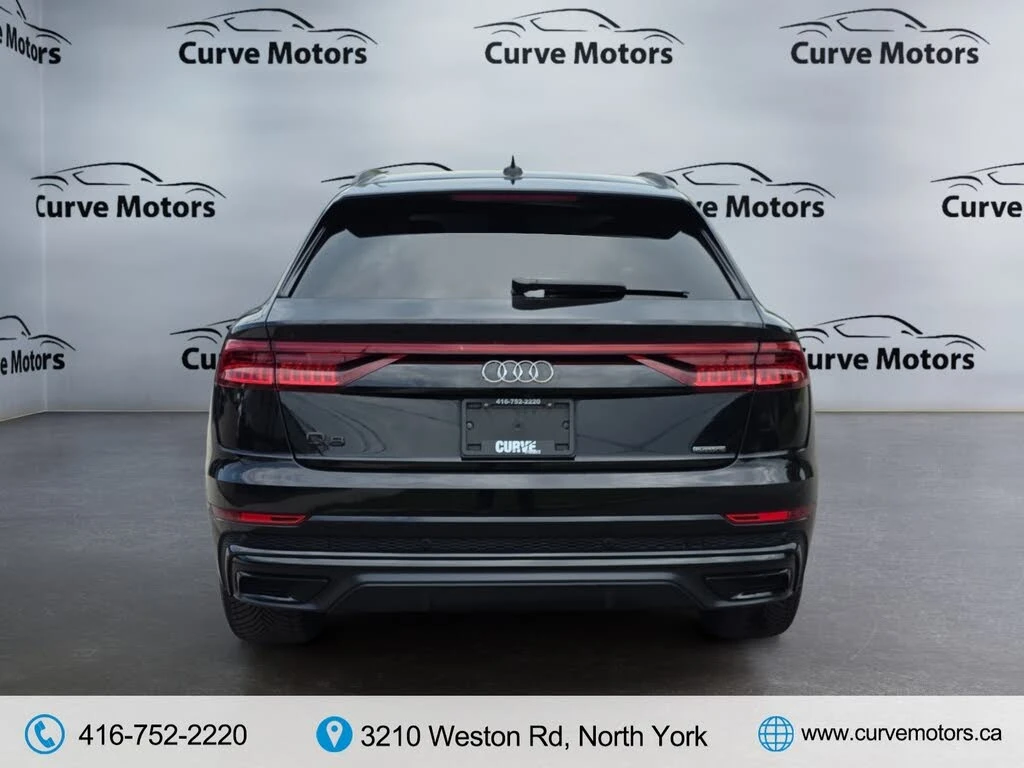 Audi Q8 55TFSI* BLACK OPTIC* ОБДУХВАНЕ* 360 КАМЕРИ* ПАНО, снимка 5 - Автомобили и джипове - 55088477