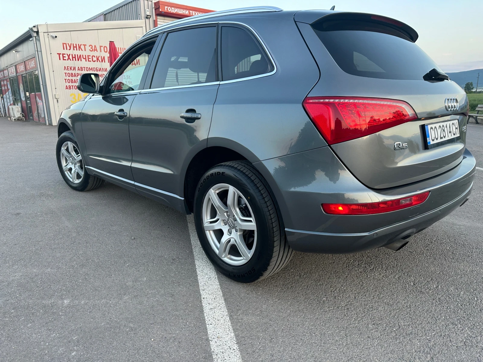 Audi Q5, снимка 11 - Автомобили и джипове - 55604851