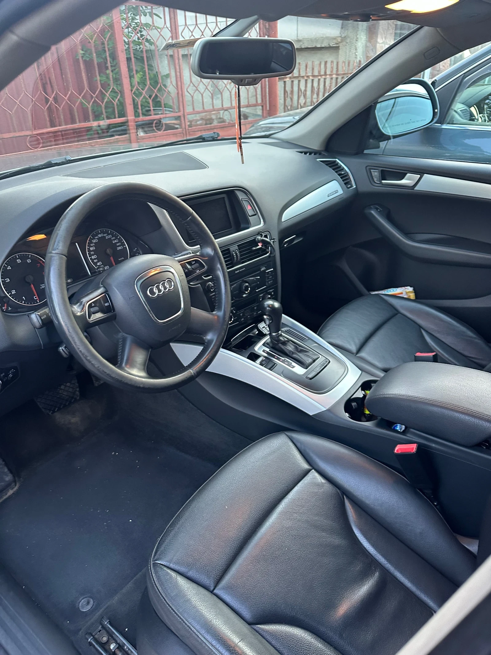 Audi Q5, снимка 16 - Автомобили и джипове - 55604851
