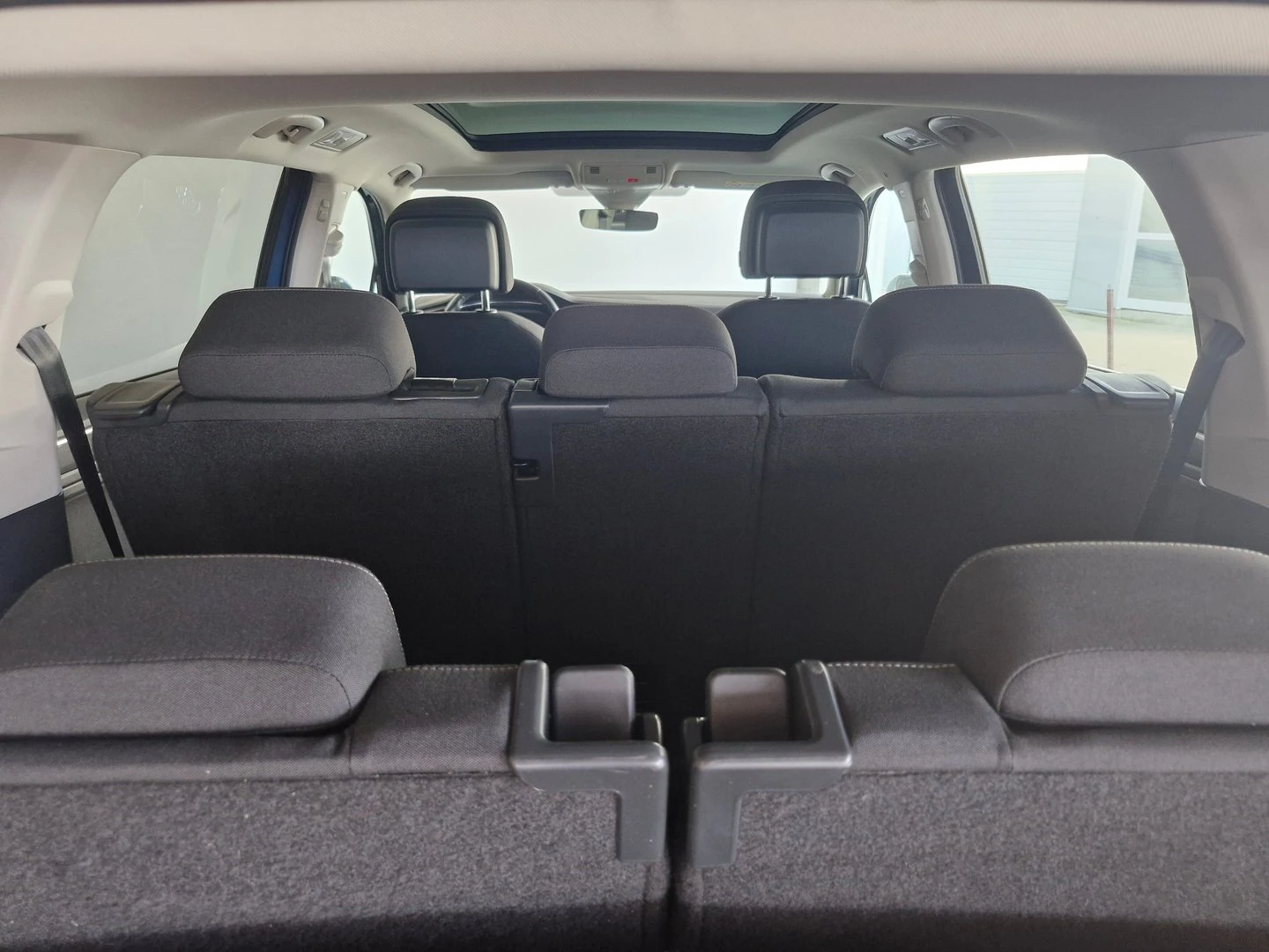 VW Tiguan, снимка 17 - Автомобили и джипове - 56420390