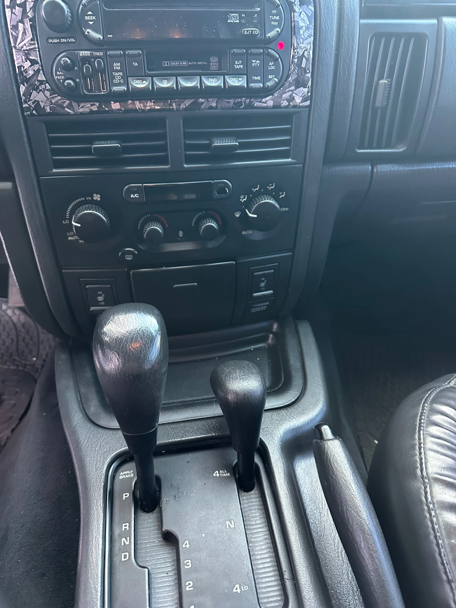 Jeep Grand cherokee, снимка 12 - Автомобили и джипове - 56531947