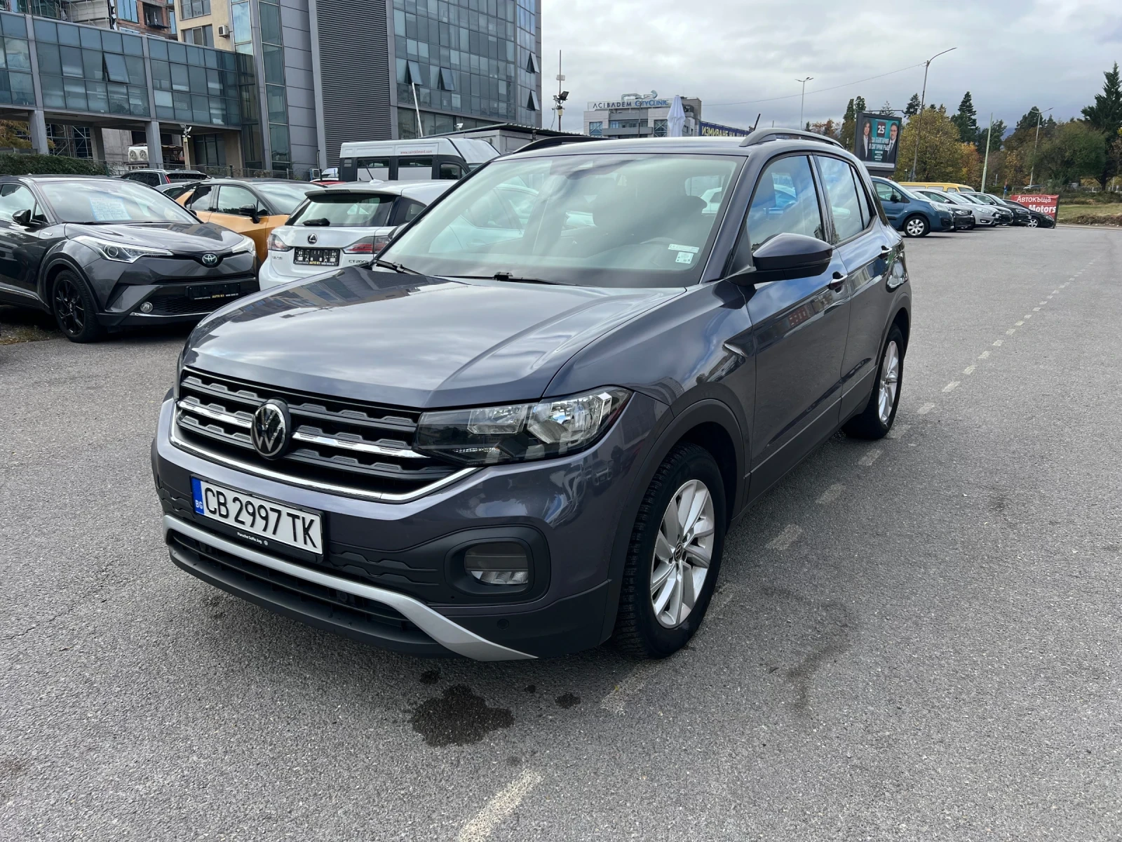 VW T-Cross 1.0TSI В гаранция до 11.05.2027!