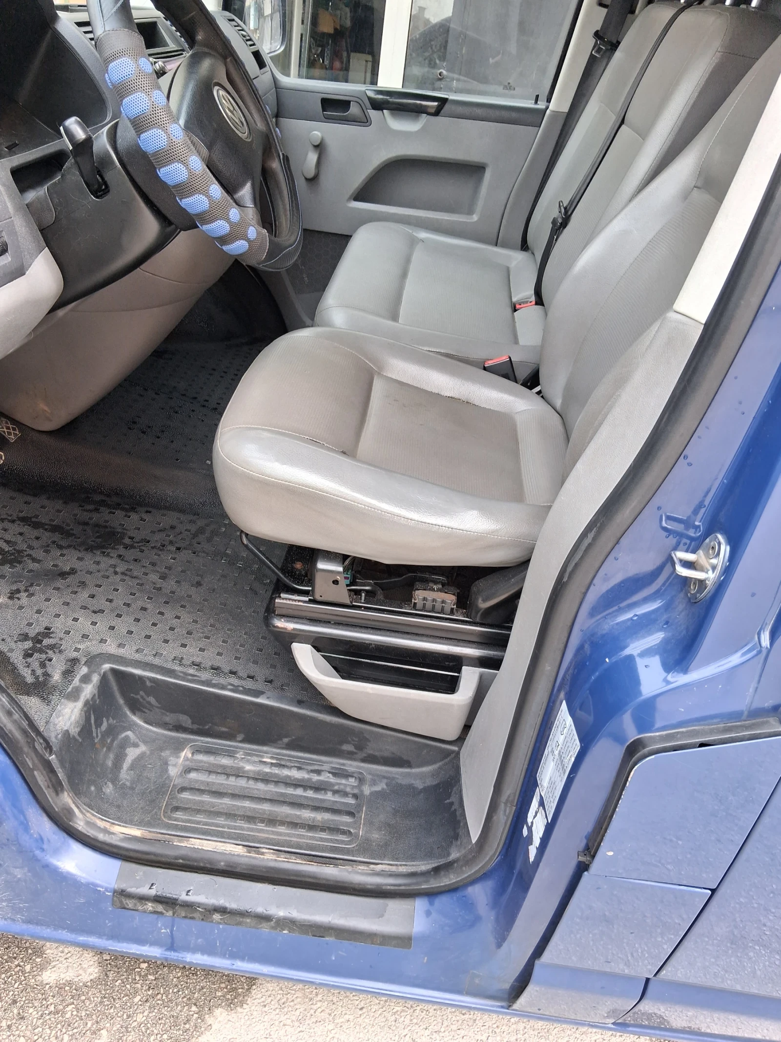 VW T5, снимка 9 - Бусове и автобуси - 55075102