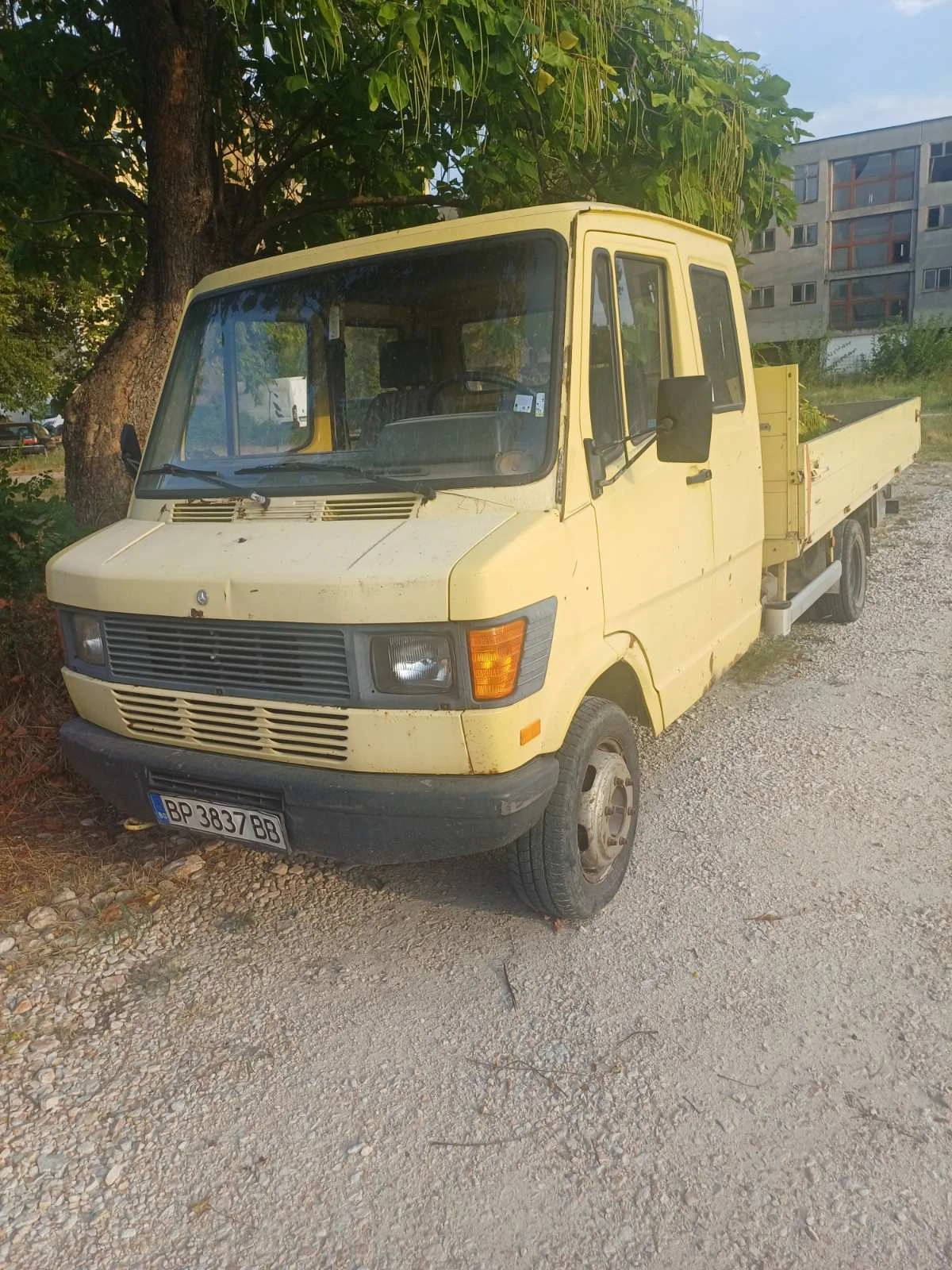 Mercedes-Benz 410