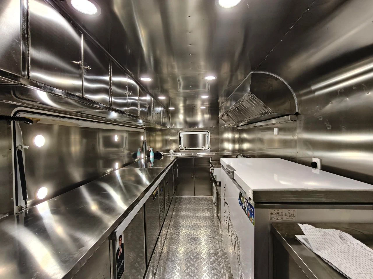 Каравана Други Търговска каравана от неръждаема стомана - изображение 4