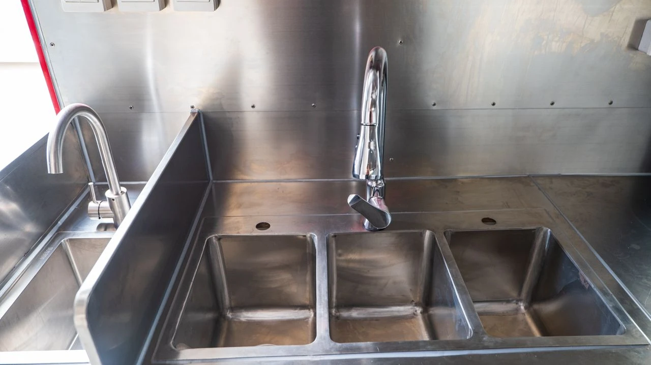 Каравана Други Търговска каравана от неръждаема стомана - изображение 5